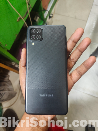 Samsung A12